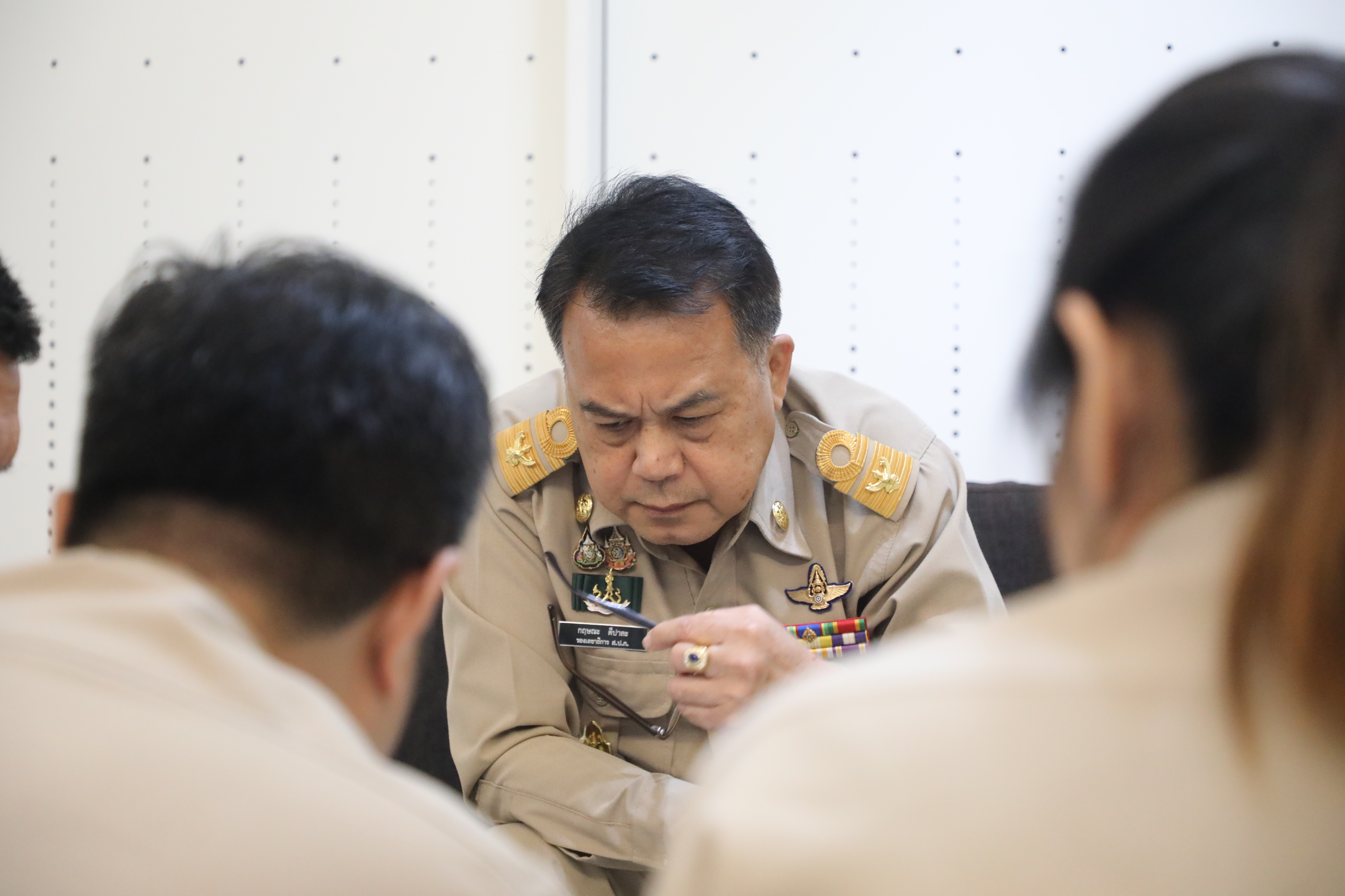 title - ส.ป.ก. เข้าชี้แจงงบประมาณ ต่อคณะกรรมาธิการวิสามัญพิจารณาร่างพระราชบัญญัติงบประมาณรายจ่าย ประจำปีงบประมาณ พ.ศ. 2570 สภาผู้แทนราษฎร ครั้งที่ 9